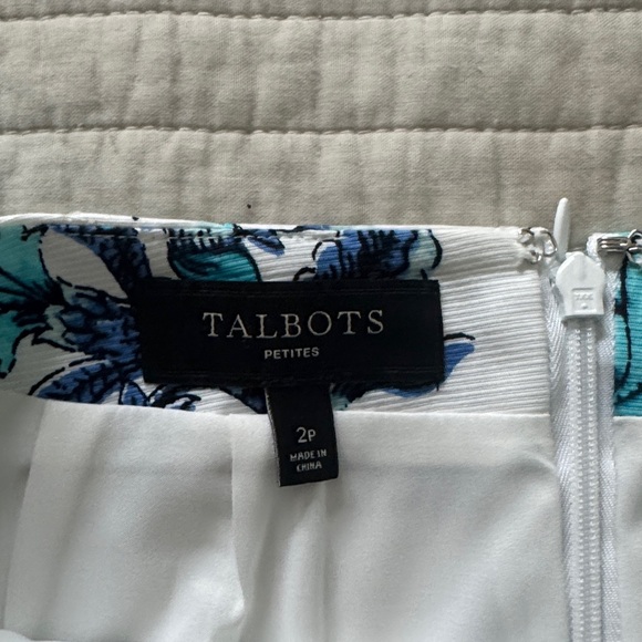 Talbots Blue and White Floral Pencil Skirt - Picture 2 of 5